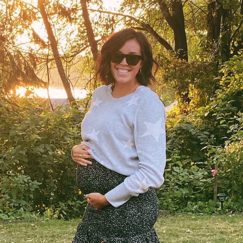 Meet your Posher, Elyssa